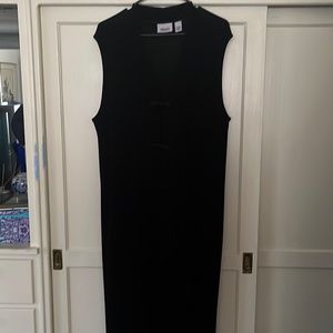 This is a black on black duster. It is very heavy for some reason.